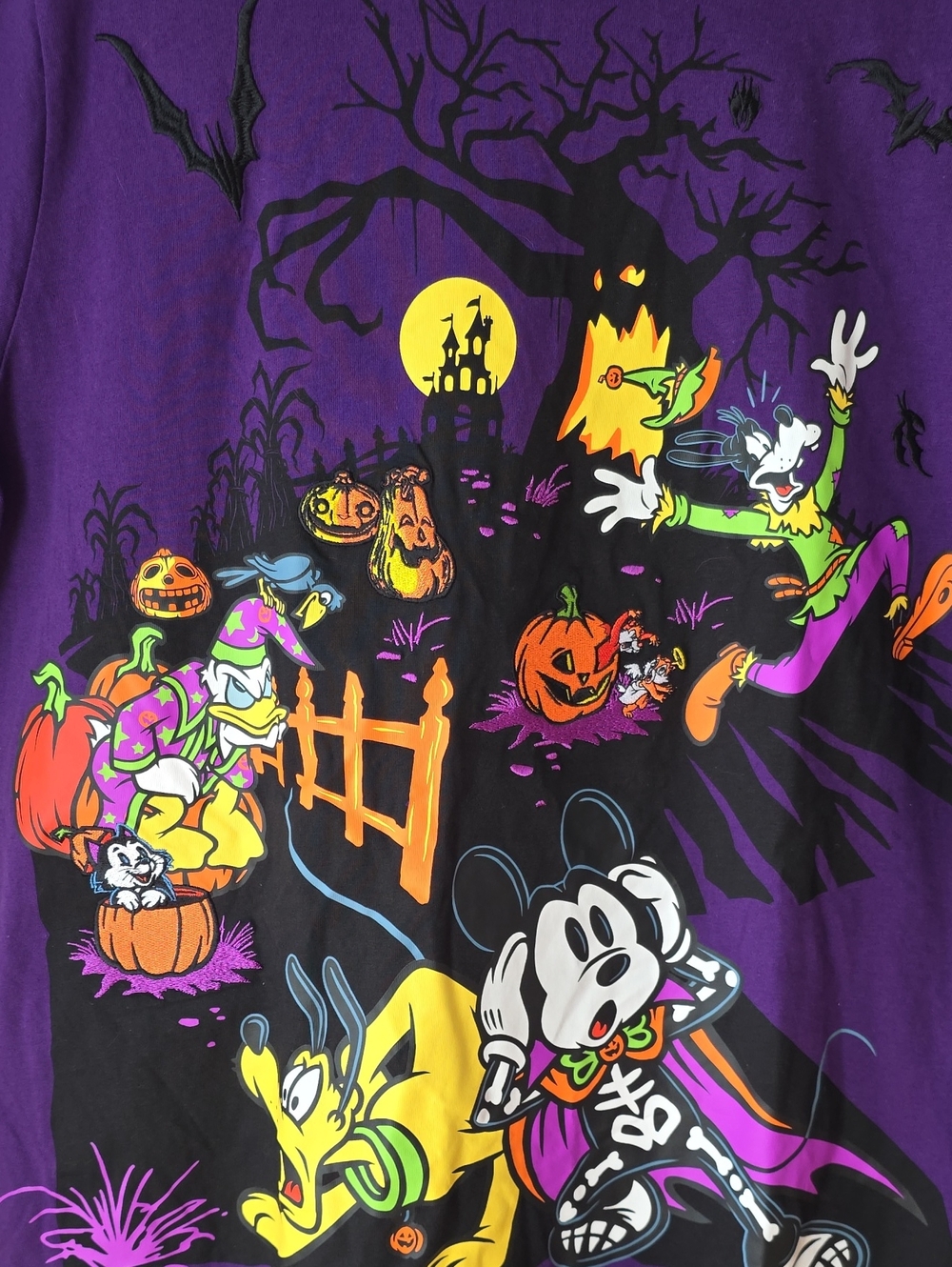 Disney Adult Halloween Cotton T-Shirt Mickey Donald Goofy Pluto Unisex Sz L NWT - Picture 2 of 16